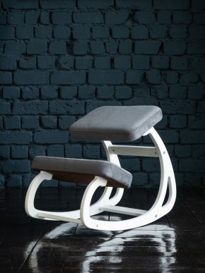 Балансирующий коленный стул Конёк Горбунёк (Белый) в Качканаре - kachkanar.ok-mebel.com | фото 2