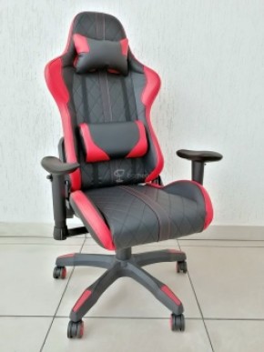 Кресло геймерское Barneo K-52 (черная экокожа красные вставки) в Качканаре - kachkanar.ok-mebel.com | фото 1