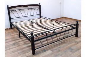 Кровать "Муза 1" КМД10  Черная (1600*2000) (ножки-шоколад) с коваными изделиями в Качканаре - kachkanar.ok-mebel.com | фото 3